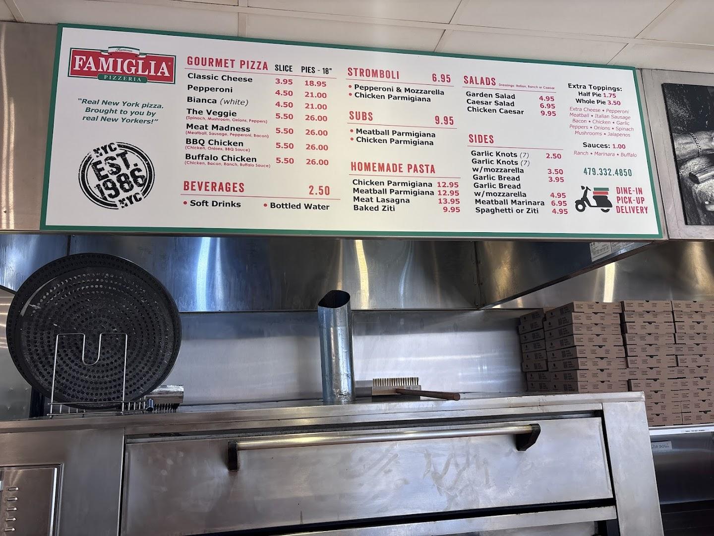 Famous Famiglia Pizzeria